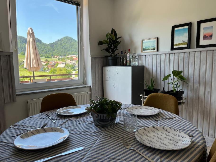 Mountain Vista Apartment เบลด ภายนอก รูปภาพ